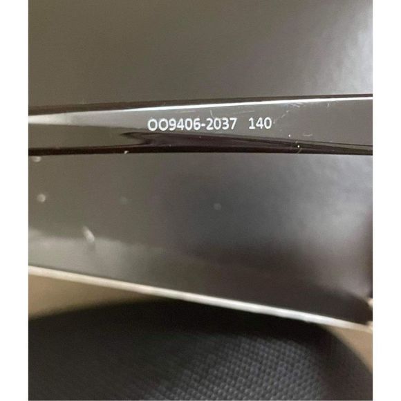 New Oakley Sutro Prizm Snow Glasses Fit Wide With Box - Picture 7 of 8